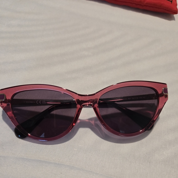 MAX&CO MO0101 66Y CAT EYE SHINY DARK RED/SHINY VIOLET SUNGLASSES. SIZE-54:16:140 - Picture 14 of 14